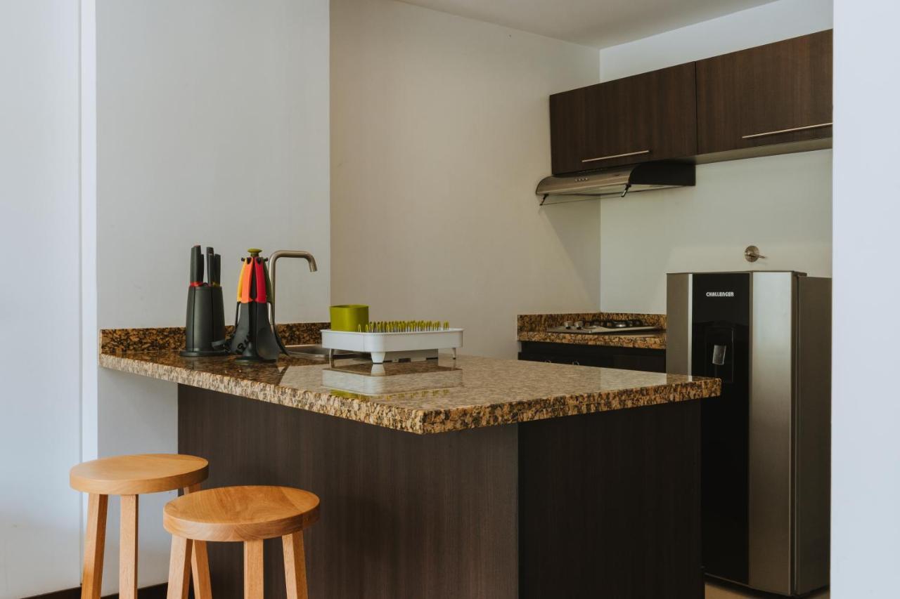 Travelers Rio Verde Living Suites Rionegro Luaran gambar