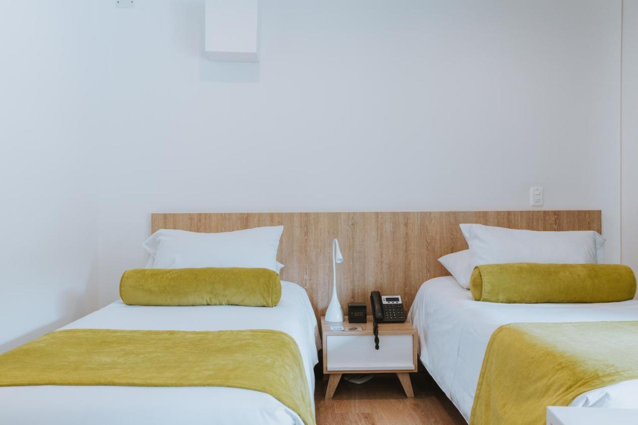 Travelers Rio Verde Living Suites Rionegro Luaran gambar