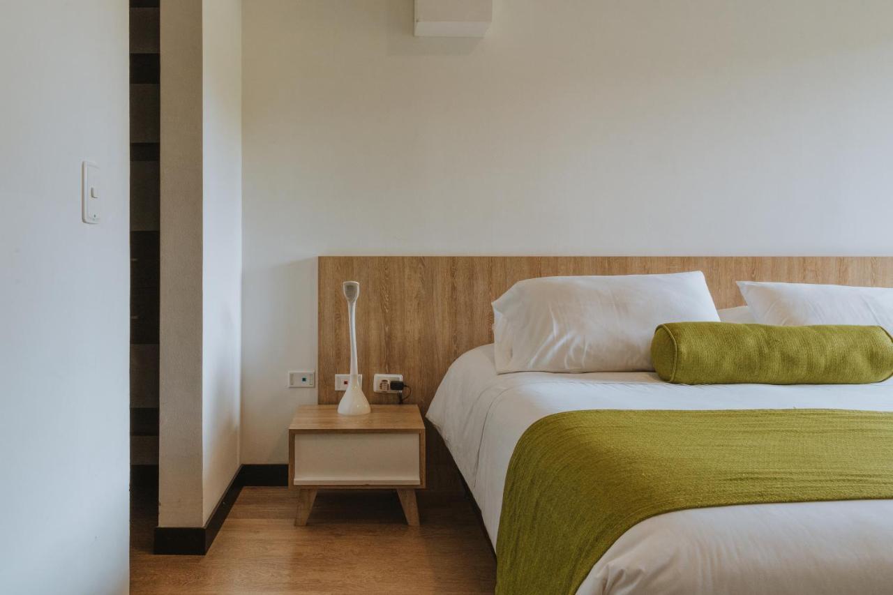 Travelers Rio Verde Living Suites Rionegro Luaran gambar